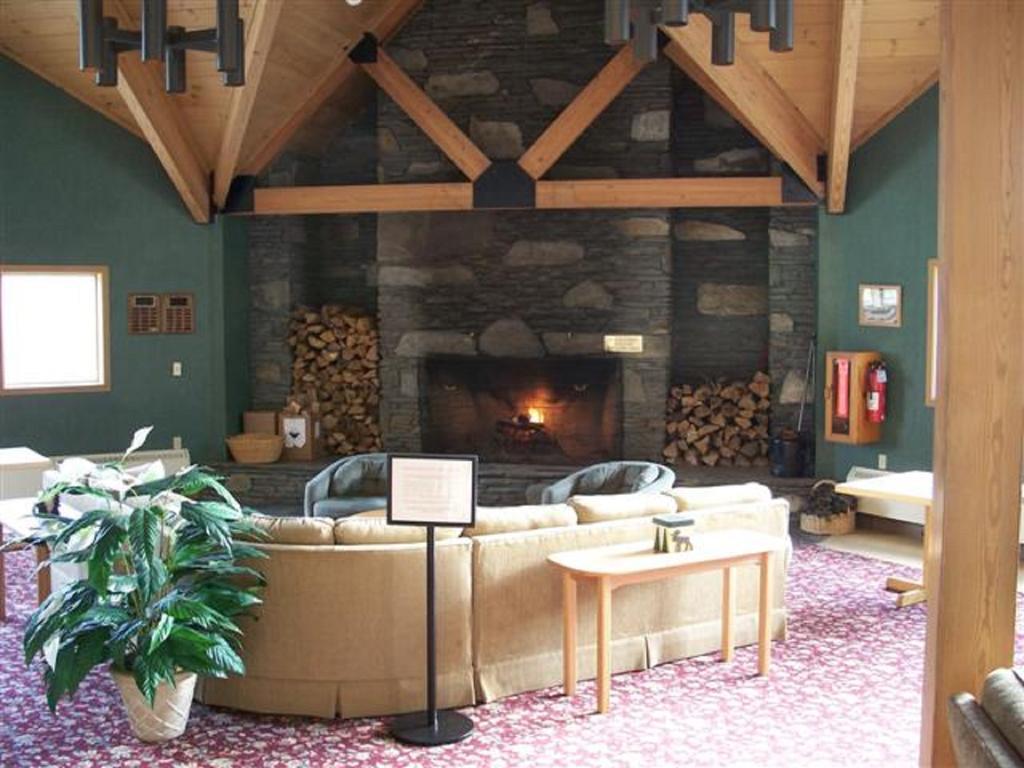 The Lodge At Lincoln Station Екстер'єр фото